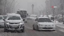Muş'ta kardan kapanan 212 köy yolu ulaşıma açıldı