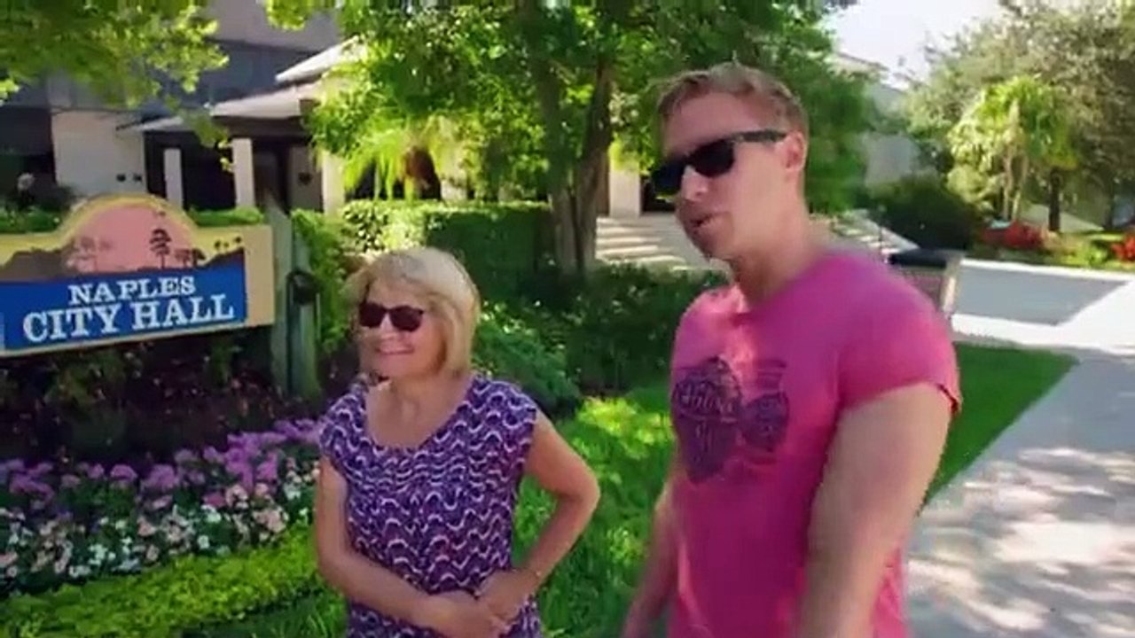 Russell Howard $$ Mum - USA Road Trip - Se2 - Ep05 - The Happiest City In America! HD Watch