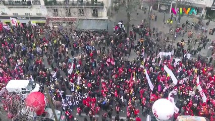 PECAH LAGI! Jutaan Orang Demo di Seluruh Penjuru Prancis