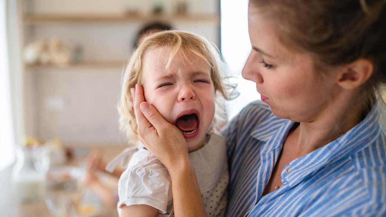 Trotzphase: 3 Verhaltensregeln für Eltern bei einem akuten Trotzanfall