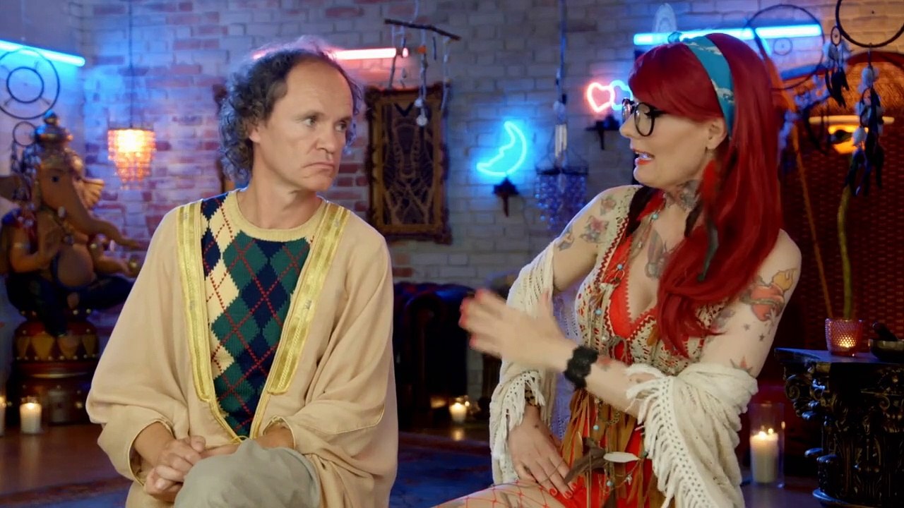 Hillarious trailer df