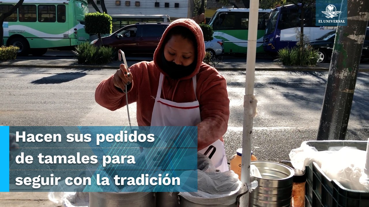 “De dulce o de verde”, vendedores de tamales es...