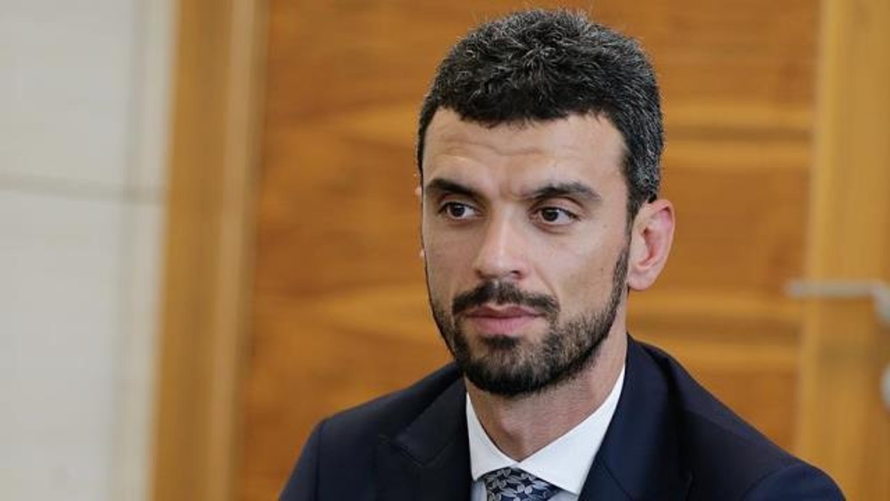 Kenan Sofuoğlu kimdir? Kenan Sofuoğlu eşi kim, kaç çocuğu var? Kenan Sofuoğlu biyografisi!