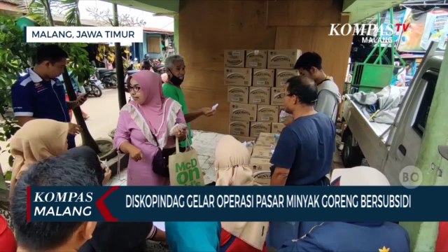 Penuhi Kebutuhan Masyarakat, Diskopindag Kota Malang Gelar Operasi Pasar Minyakita