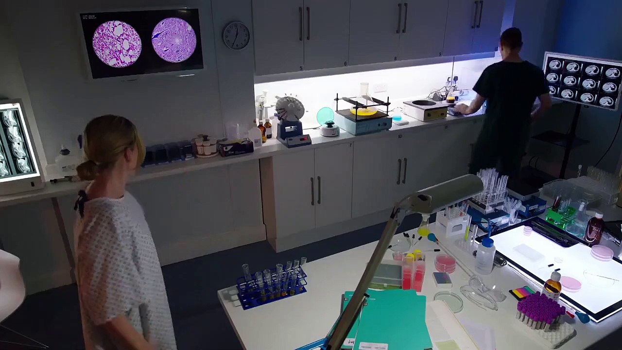 Holby City - Se20 - Ep46 - Report to the Mirror - Part Two HD Watch