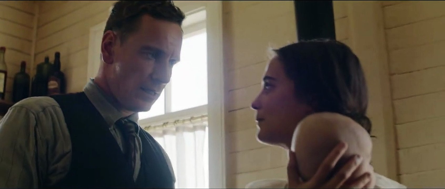 The Light Between Oceans | movie | 2016 | Offic...