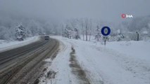 Domaniç'te kar kalınlığı 30 santimetreye ulaştı