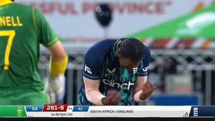 Late Archer wickets help England avoid series whitewash