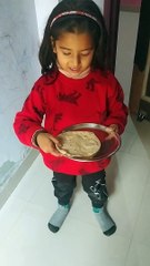 Akshu saying she prepared chapati for father-dm