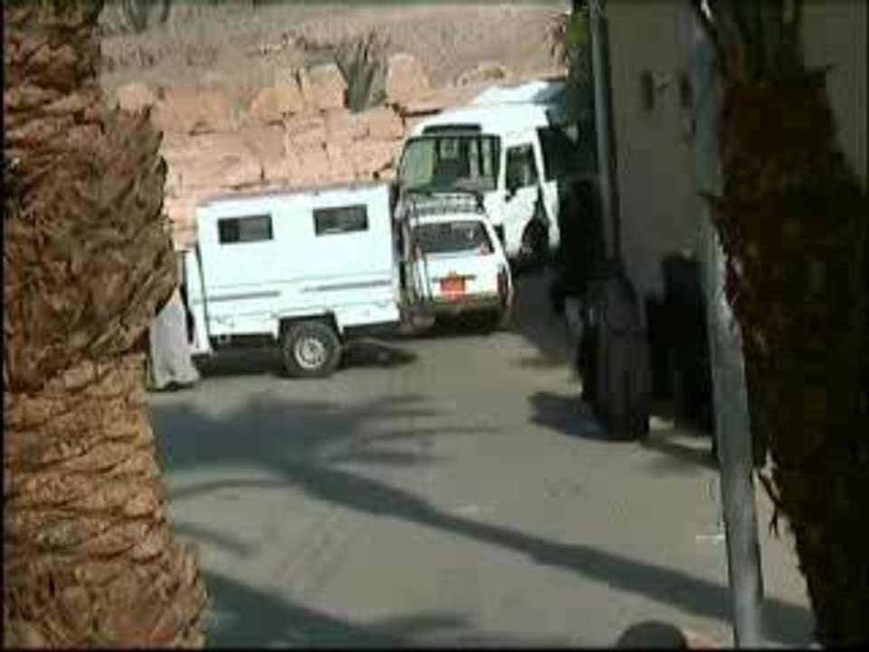 Taxi in medinet habu egypt theben west