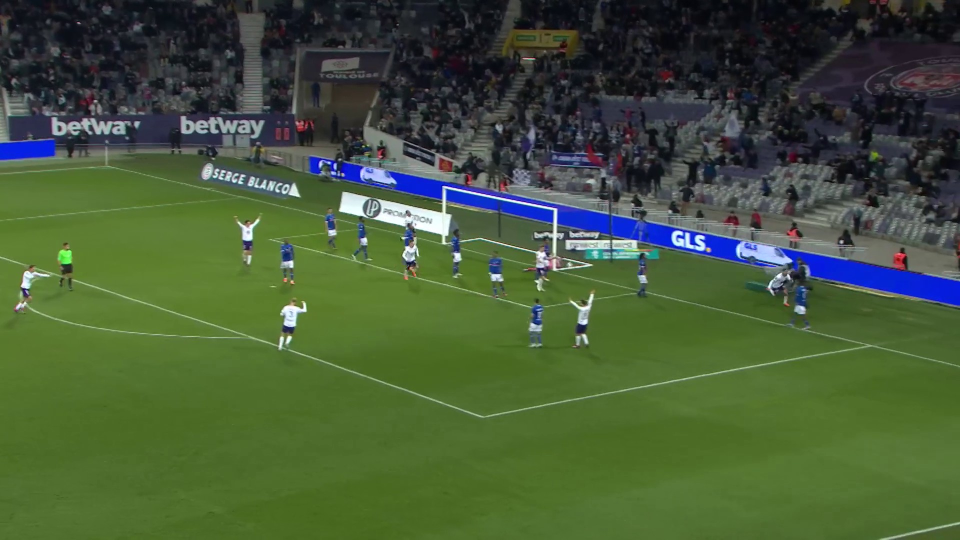 Toulouse v Troyes