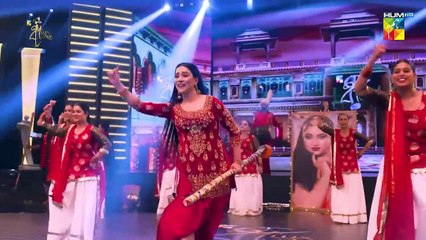 Pays Tribute to the legend   at HUM 21st Lux Style Awards #LSA2022 #humtv