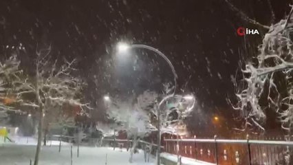 Tunceli'de kar yağışı hayatı olumsuz etkiledi