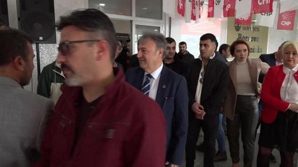 Bornova'da CHP'ye 300 Kişilik Katılım