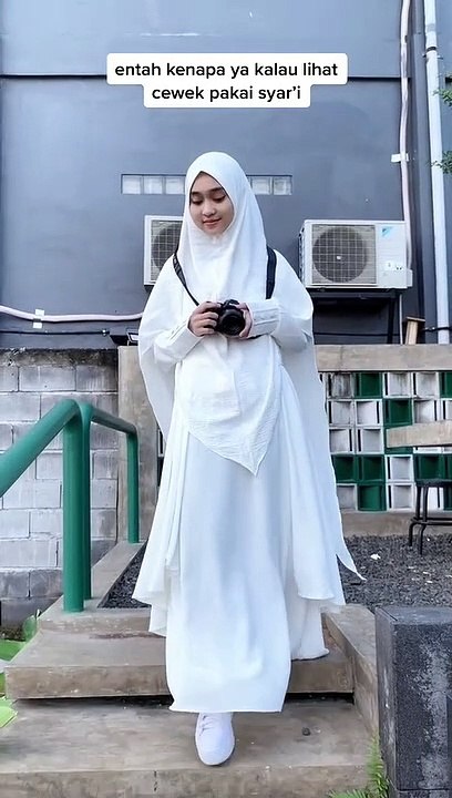 Perasaanmu Lihat Muslimah Berhijab Adem gak?