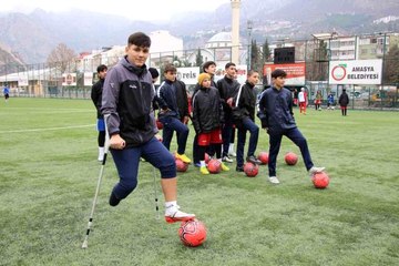 Türkiye'yi ağlatmıştı, Eren'e şimdi transfer teklifleri yağıyor