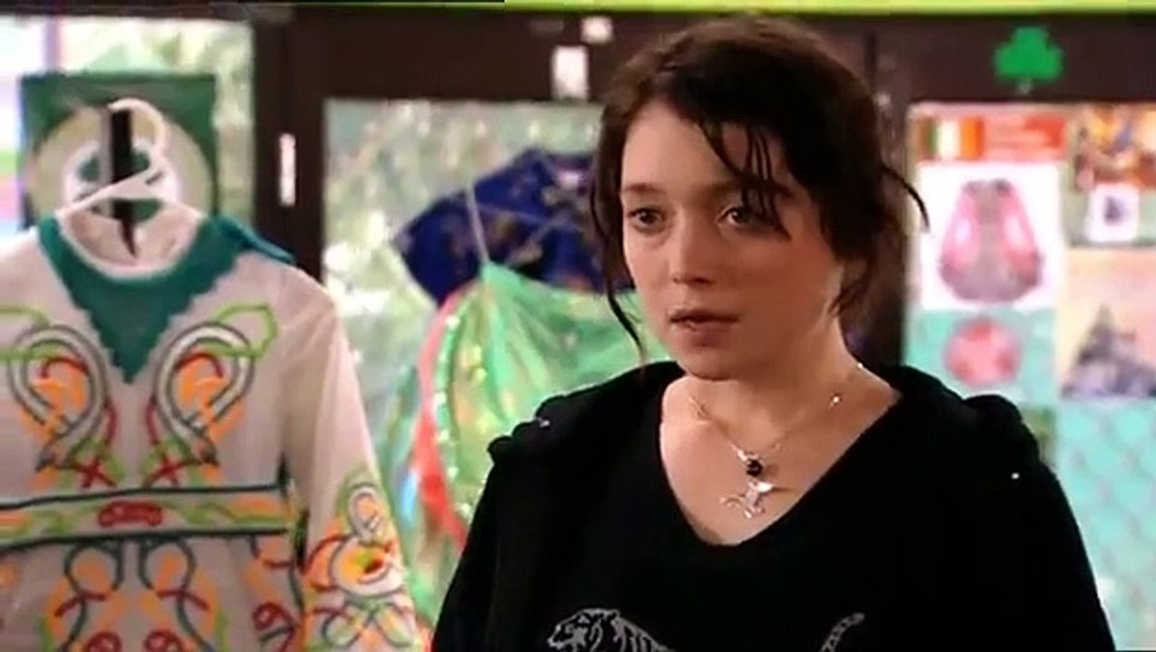 Outrageous Fortune - Se3 - Ep15 HD Watch