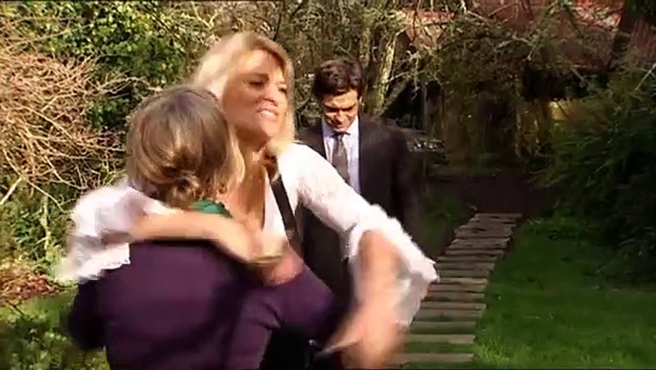 Outrageous Fortune - Se3 - Ep17 HD Watch