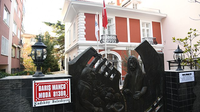 Barış Manço ölümünün 24. yıl dönümünde Kadıköy'de anıldı