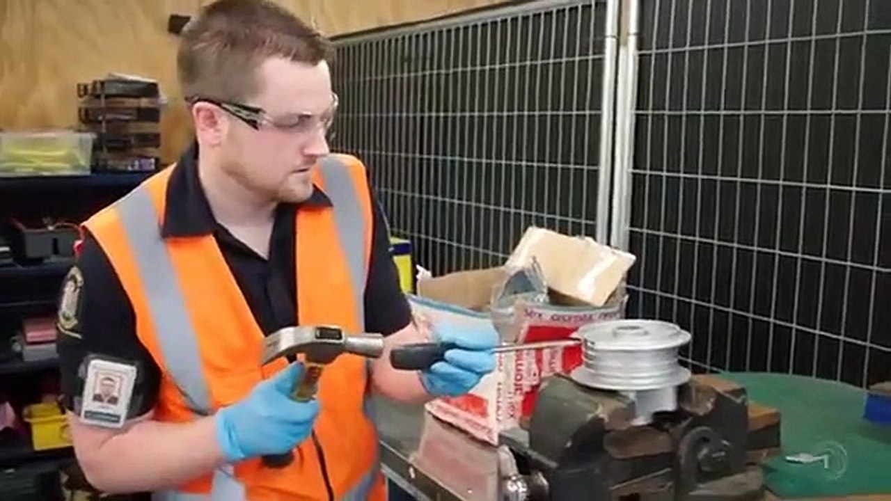 Border Patrol - Se12 - Ep01 HD Watch