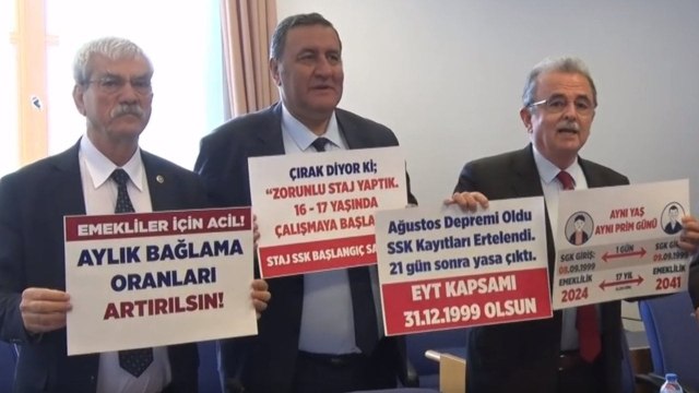 EYT görüşmelerinde iktidara tepki: 'Yar saçların lüle lüle Recep sana güle güle'