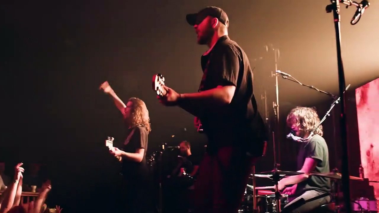 Bus Call - Se1 - Ep08 - Something New Under the Sun HD Watch