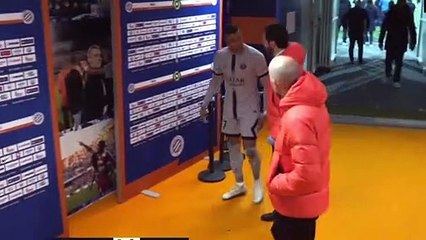 'J'ai trop mal' : la réaction de Mbappé après sa blessure contre Montpellier inquiète les fans