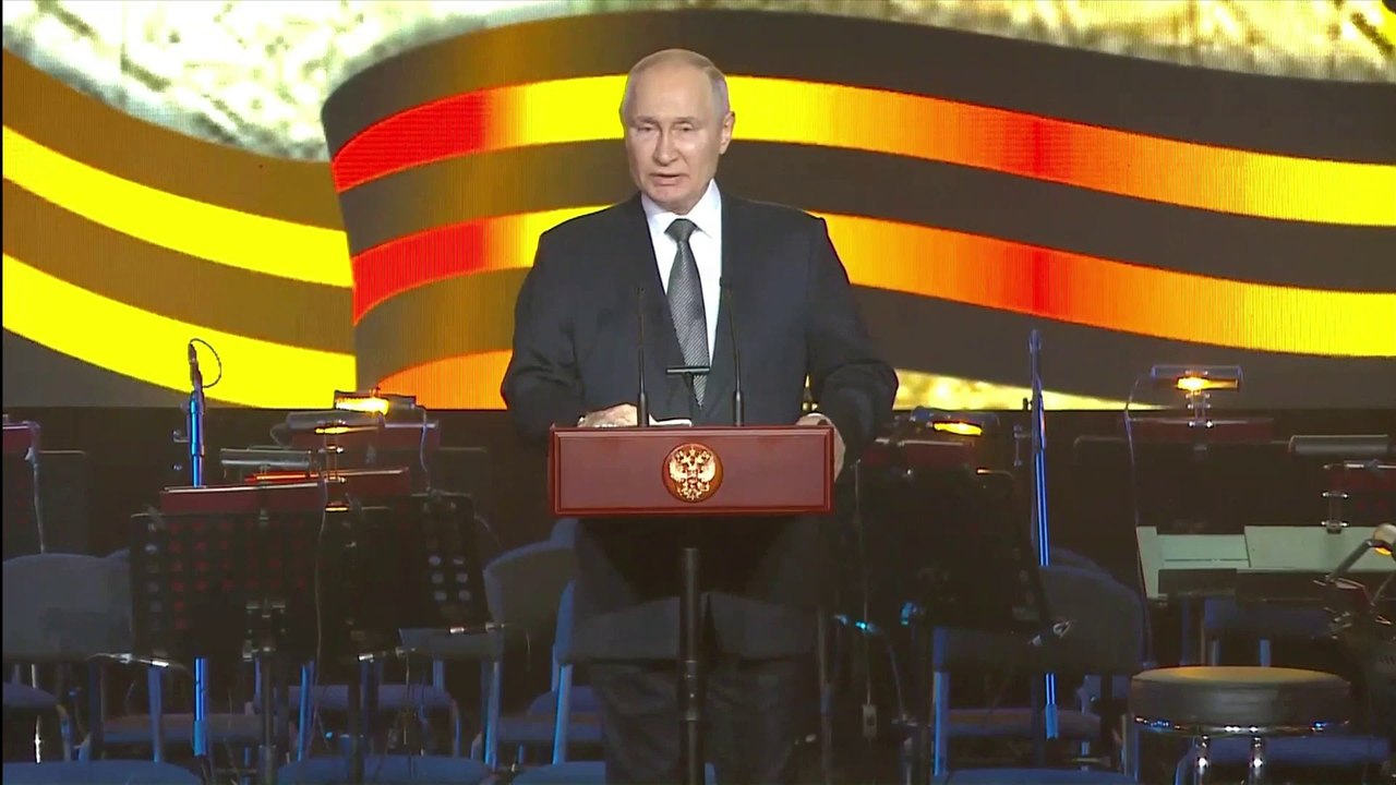 بوتين: الغرب يريد القتال في أوكرانيا بأيادي حلفاء هتلر عبر إرسال دبابات ليوبارد