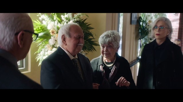 Jane Fonda, Lily Tomlin Moving On Trailer 03/17/2023