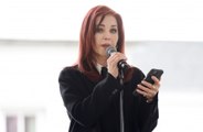 Priscilla Presley escreve postagem sobre união após questionar autenticidade do testamento da filha