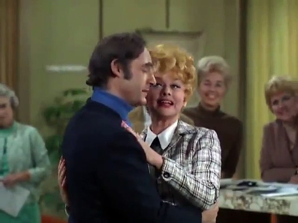 The Lucy Show - Se6 - Ep23 HD Watch