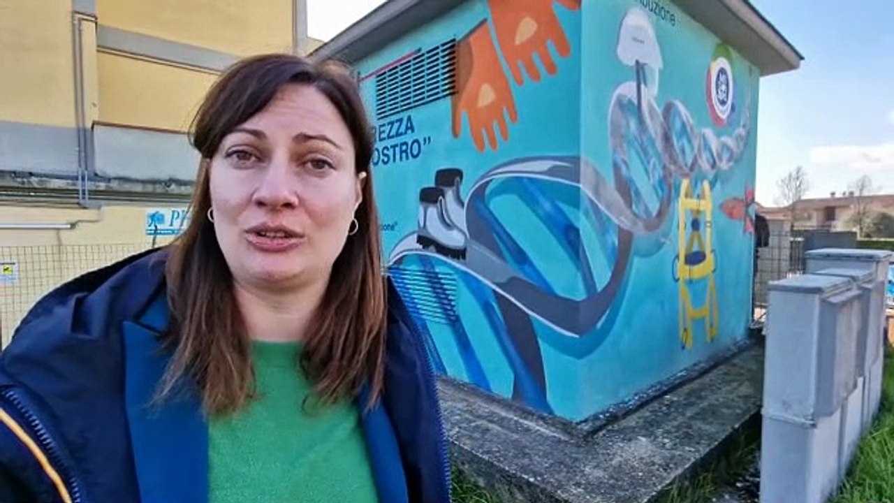 Pistoia, street art e sicurezza sul lavoro: l'opera sulla cabina elettrica
