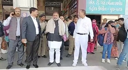 VIDEO: आल्हा गायन पर झूमे श्रोता