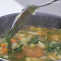 Cómo hacer sopa de verduras mexicana