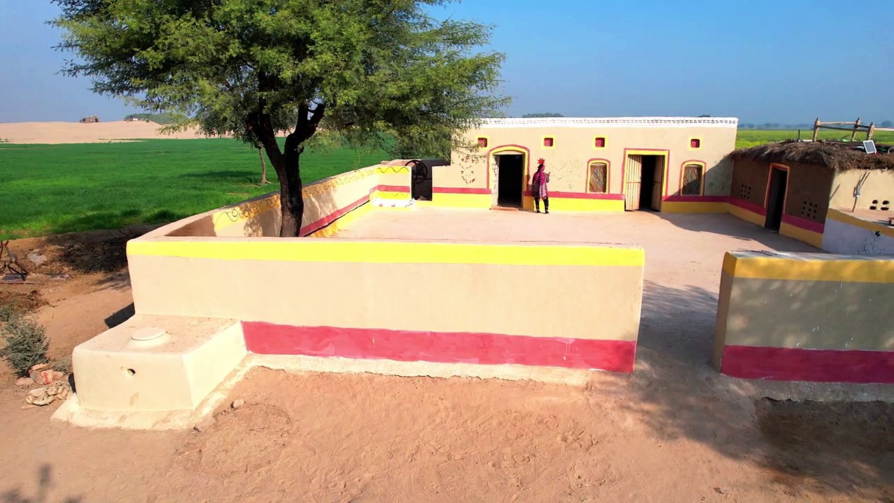 Unique Color full Village, Women's daily work, Life of Mud houses, Punjab Village. Original Pure Life.