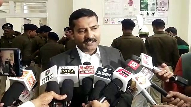 मुख्यमंत्री ने की इंदौर पुलिस के नवाचार की प्रशंसा। अब पूरे प्रदेश में होगा लागू। पुलिस कमिश्नर हरिनारायणाचारी मिश्र दे रहे जानकारी।