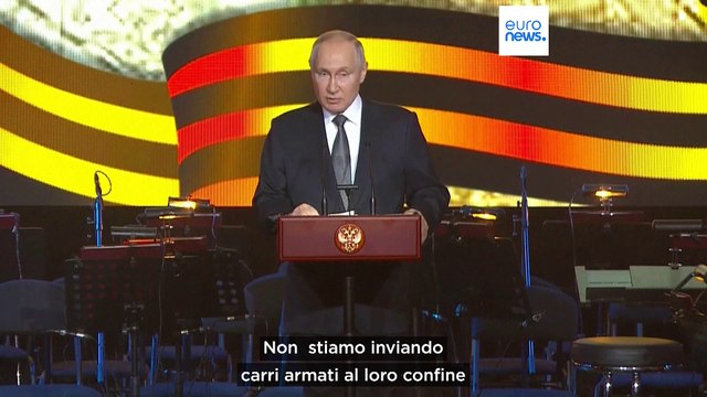 Putin minaccioso alle commemorazioni nell'anniversario della vittoria di Stalingrado