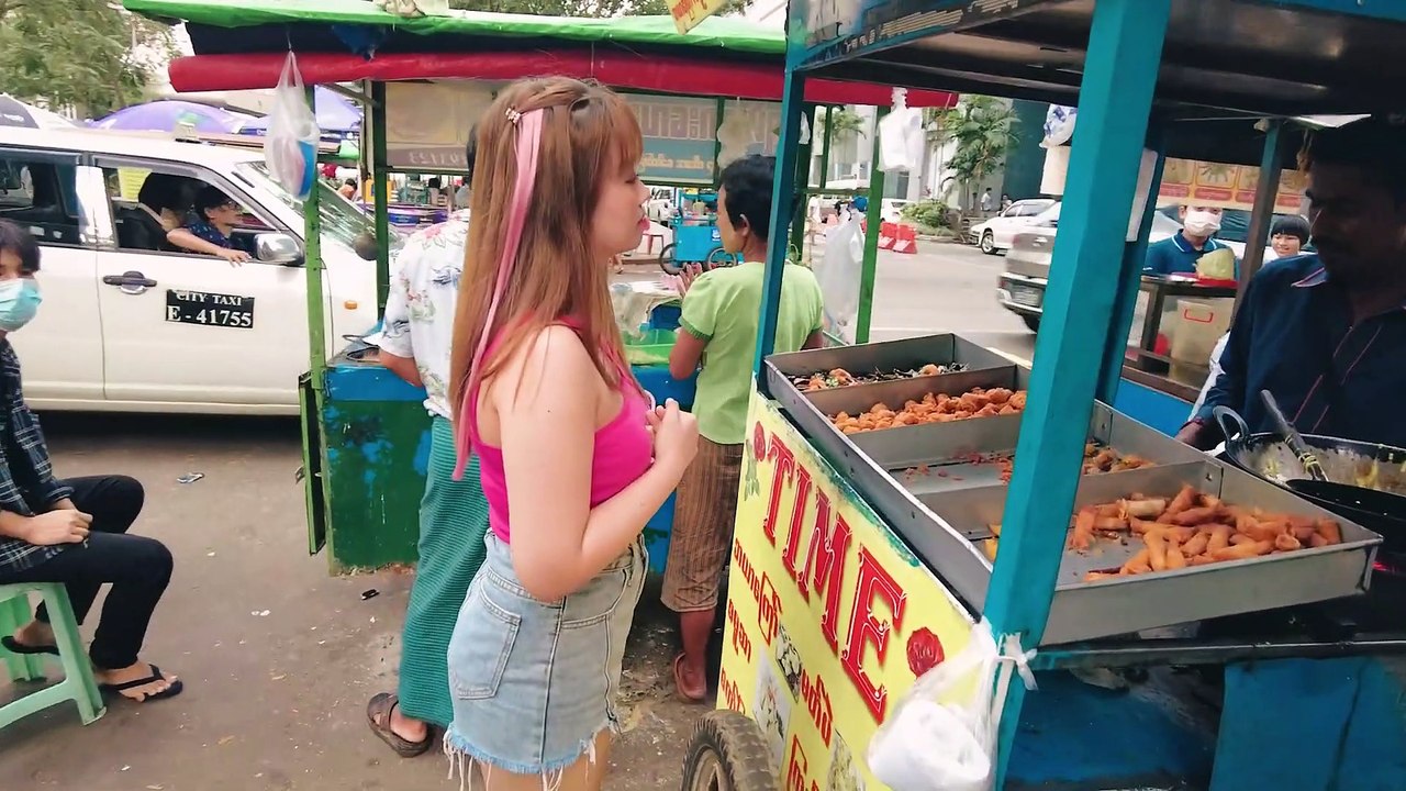 Street Food Savvy au centre commercial Junction Square à Yangon