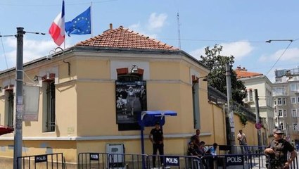 Dışişleri Bakanlığı'na çağrılan elçilere "Konsolosluk kapatmak terör gündemine hizmet eder" denildi
