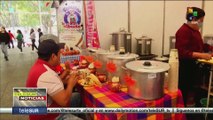 Mexicanos celebran la fiesta de los tamales en el Día de la Candelaria