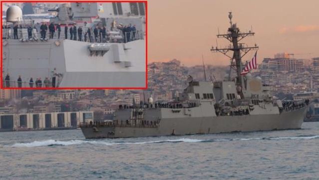 İstanbul Boğazı'nda 155 metrelik ABD savaş gemisi! Mürettebat İstanbul manzarasına kilitlendi