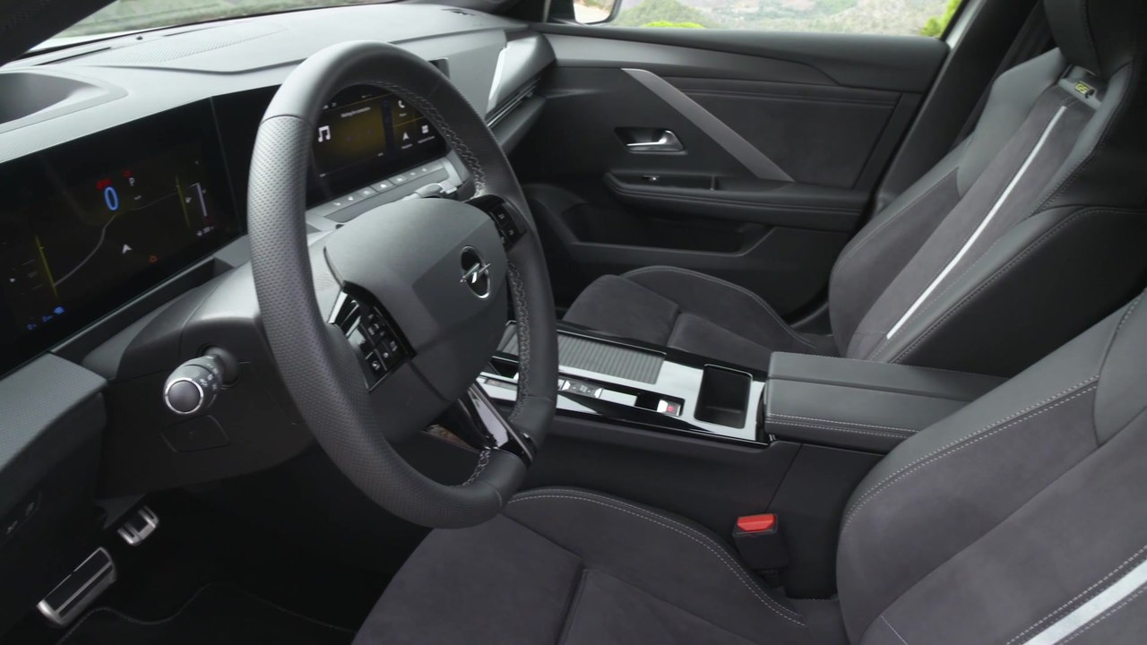 New Opel Astra Sport Tourer GSe Interior Design
