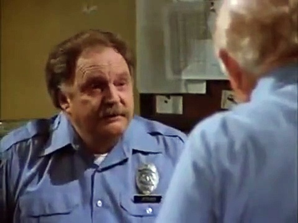 Hill Street Blues - Se6 - Ep12 - Say It as It Plays HD Watch