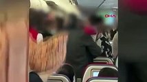 Uçaktaki yolcuların kavgası kamerada