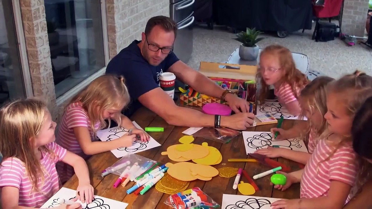 Outdaughtered - se8 - ep07 - nacho-typical thanksgiving hd watch