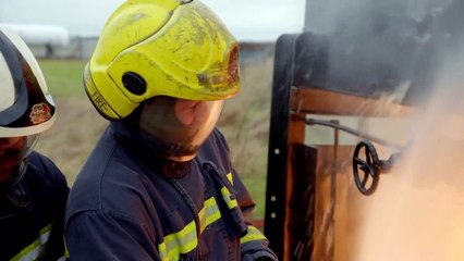 Impossible Engineering - Se10 - Ep05 - Firefighting Sky Giant HD Watch
