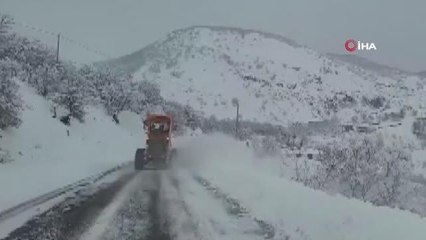 Tunceli'de karla mücadele çalışmaları sürüyor