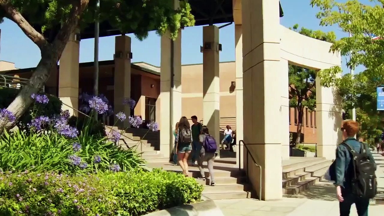 Gamer's Guide to Pretty Much Everything - Se2 - Ep15 - The Rodeo HD Watch