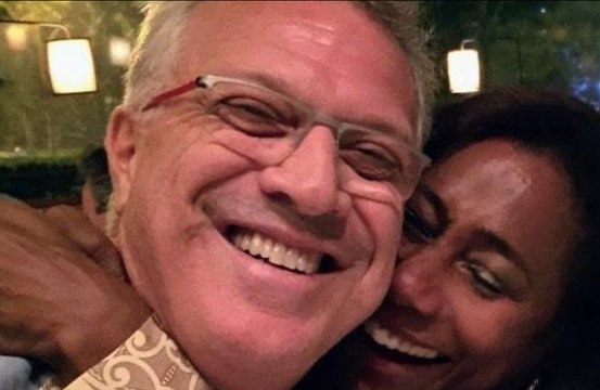 Emocionado, Bial relembra última conversa com Glória Maria: 'Ela disse que estava vivendo um inferno'