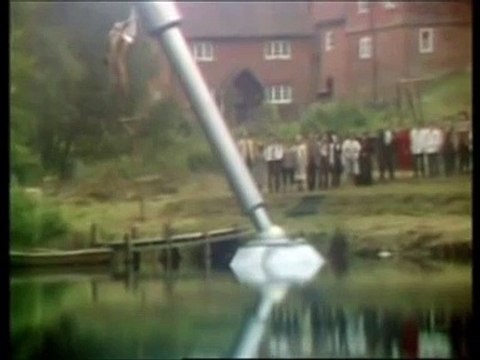 Les Tripodes | show | 1984 | Official Trailer